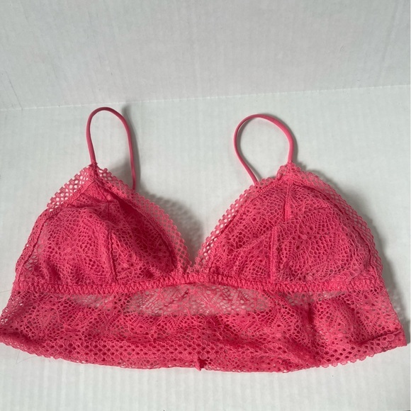 Victoria’s Secret Bralette‎ - Picture 1 of 2